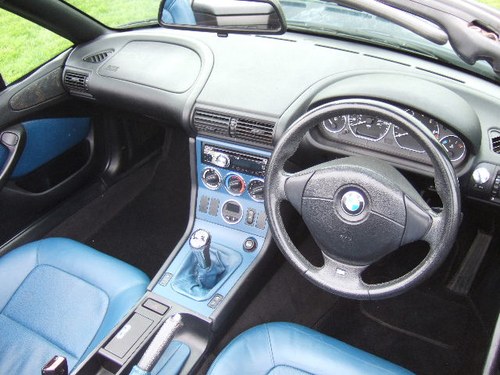 2000 BMW Z3 - 8