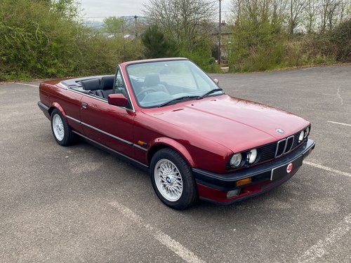 1992 BMW E30 318i Convertible /// Manual /// 100k Miles For Sale
