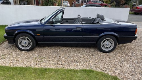 Picture of 1993 BMW E30 Convertible 318i Lux - For Sale