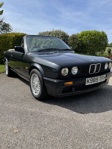 1993 BMW E30 318i Lux Convertible In vendita