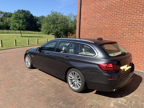 2014 BMW 5 series 525d Luxury Touring. FSH & great condition In vendita