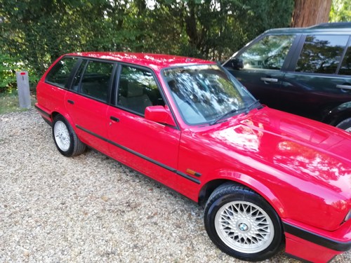 1993 Red BMW E30 Touring Lux 318i " L" Reg" In vendita