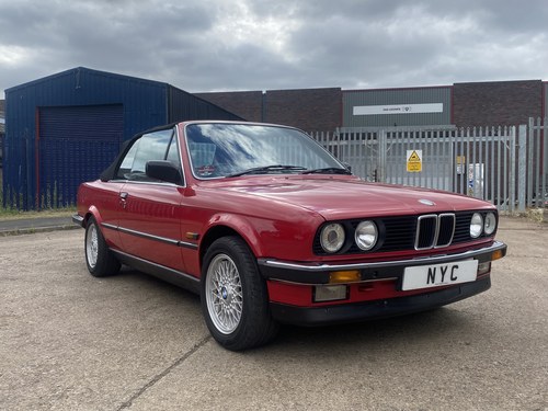 1988 BMW E30 320I CONVERTIBLE, 3 FORMER KEEPERS, LOVELY SOLD
