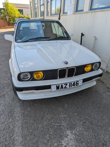 1989 BMW E30 320i Convertible Automatic White PX swap considered For Sale