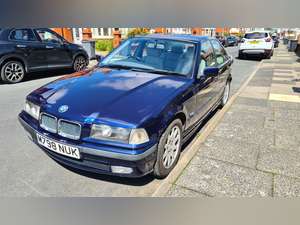 1994 BMW 320i SE Auto Saloon E36 For Sale (picture 1 of 12)