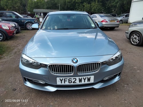 2012 £20 ROAD TAX FOR THE YEAR AND 50 MPG BMW MODERN MODEL 151K In vendita