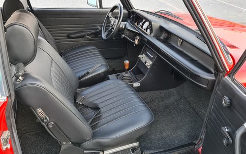 1974 BMW 2002 (picture 4 of 12)