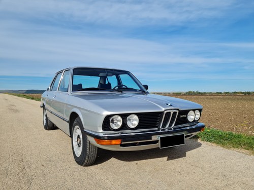 1981 BMW 520/6 (E12) - rare 5 manual gearbox - first paint