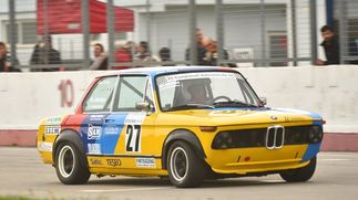 Picture of 1977 BMW 2002