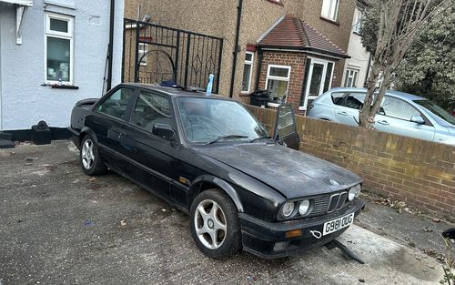 1990 BMW 318is (picture 1 of 16)