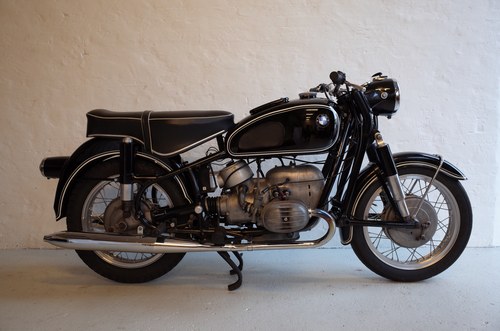 1967 BMW R60/2 in Avus Black. Matching numbers. Good condition. SOLD