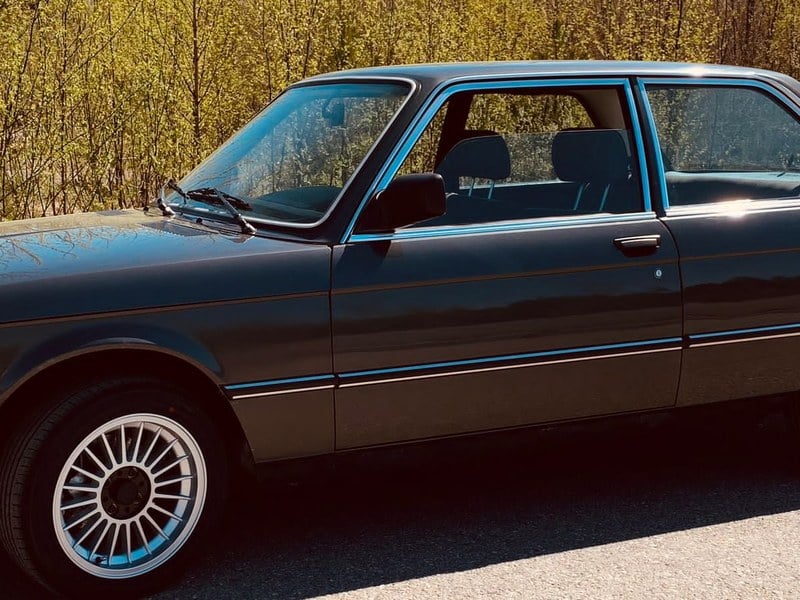 BMW 318i Automatic E21