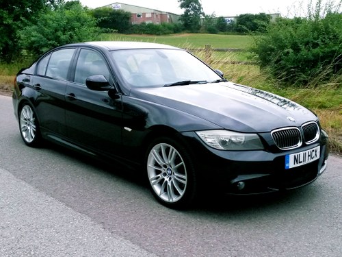 2011 BMW 325i 3.0 M SPORT // 6 SPEED MANUAL // CREAM LEATHER For Sale