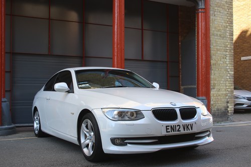 2012 BMW 318I 2.0 Coupe - Facelift - E92 3 Series