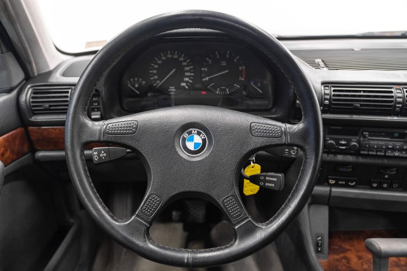1988 BMW 7 Series - 7
