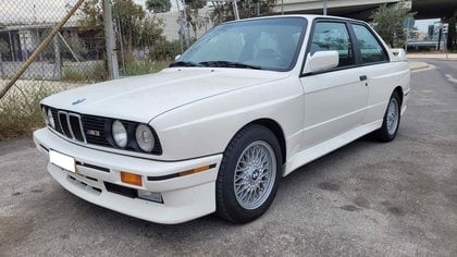 BMW M3  E30