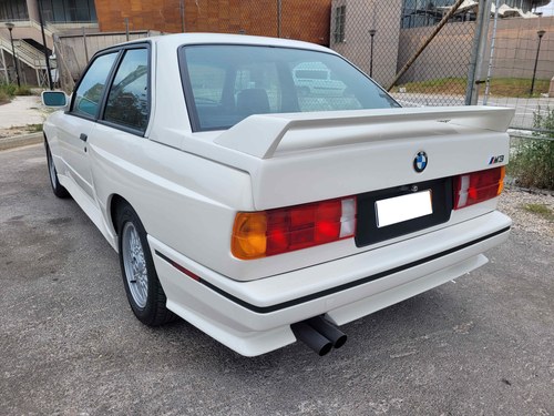 1988 BMW M3 - 2
