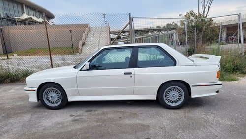 1988 BMW M3 - 3