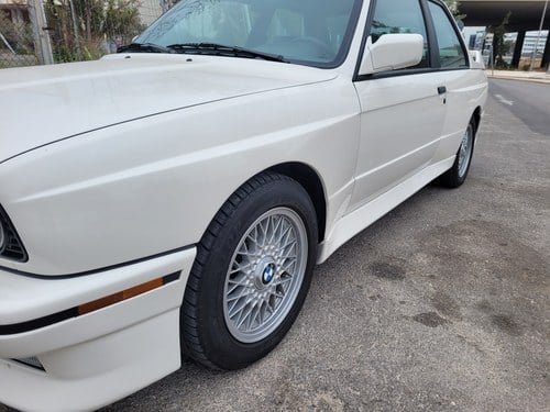 1988 BMW M3 - 6