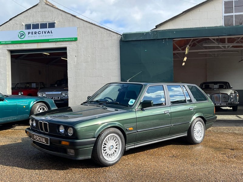BMW E30 325i Touring Sport, Malachite green, SOLD