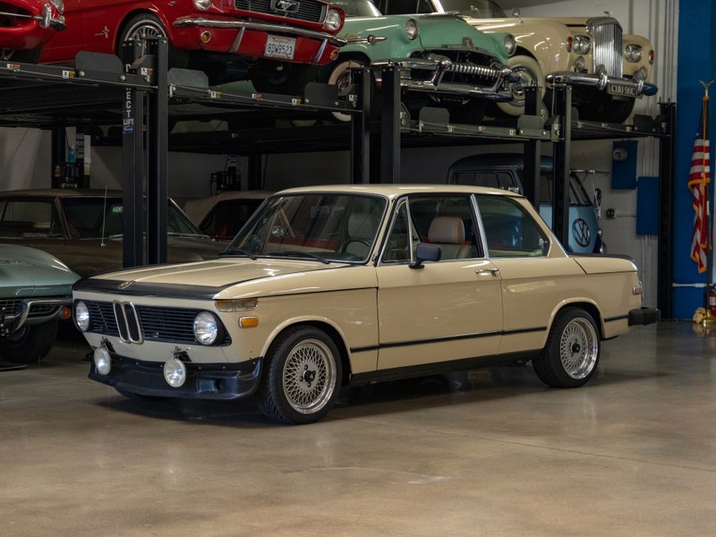 1974 BMW 2002 4 spd manual 2.0L 2 Door Sedan