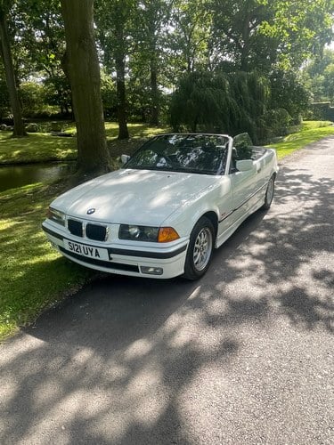 1998 BMW 323I Auto Convertible
