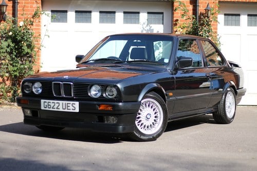 1990 BMW 318 iS