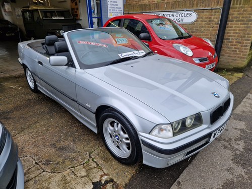 2000 BMW 328i Cabrio Auto