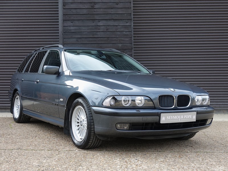 BMW E39 528i SE Touring Automatic (98,500 miles)