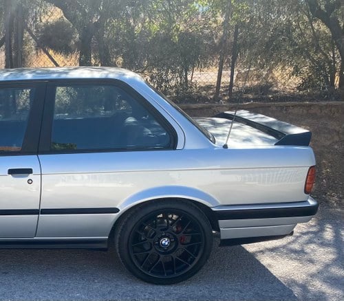1990 BMW - 3