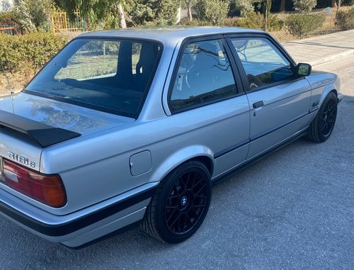1990 BMW - 5