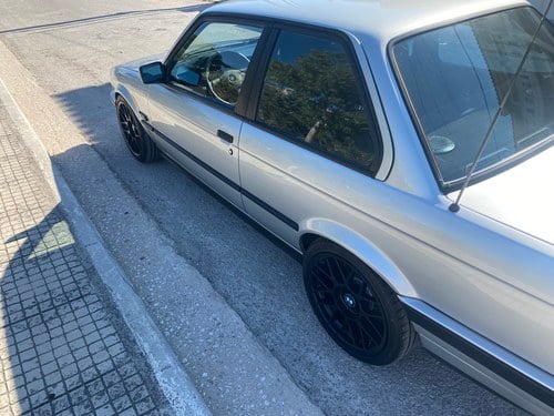 1990 BMW - 8