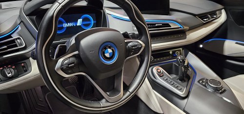 2016 BMW i8 - 3