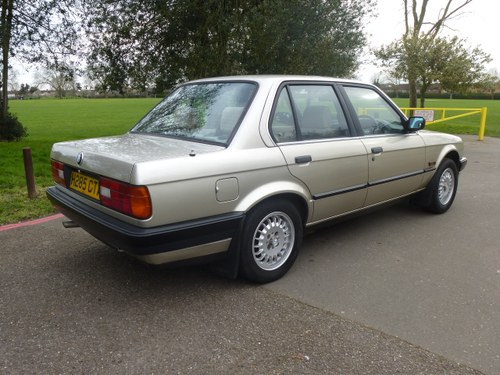 1991 BMW 3 Series - 3
