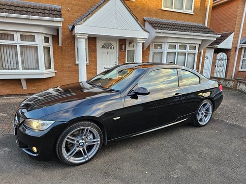 2007 BMW 330I M Sport*6 speed manuel*stunning example!!!!