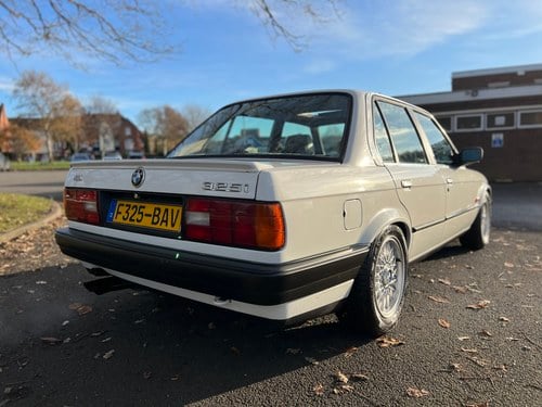1989 BMW 3 Series - 6