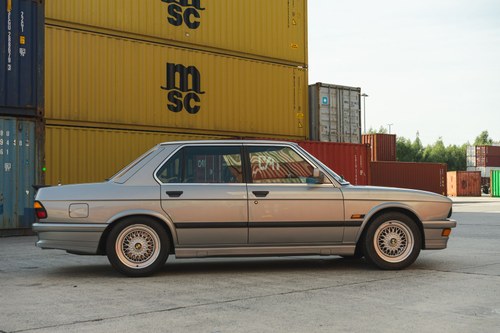 1987 BMW M5 - 5