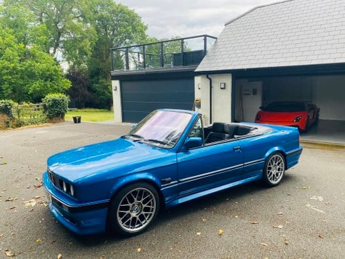 1993 BMW 3 Series E30 318i Design Edition Convertible