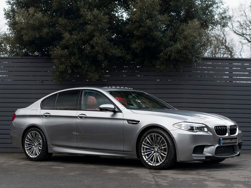 BMW M5 (F10) ONLY 1900 MILES UK SUPPLIED
