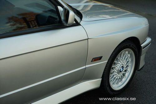 1990 BMW M3 - 8