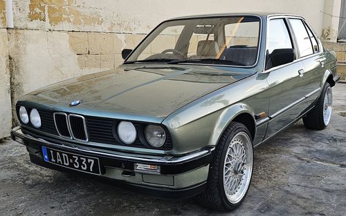 1986 BMW 3 Series E30 (1984-1991) 320i (picture 1 of 12)