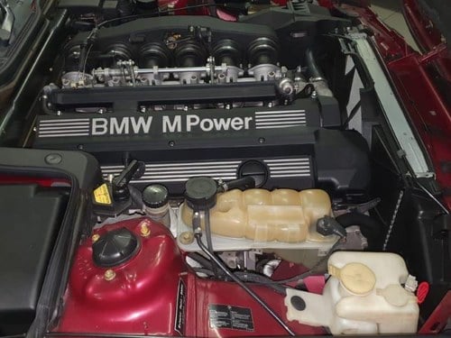 1992 BMW M5 - 6