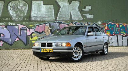 1996 BMW E36 318iS | 1 Own | 1st Paint | 55k km | *LIKE NEW*