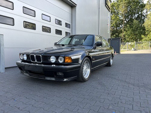 1990 BMW 7 Series - 2