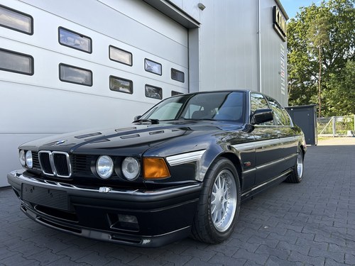 1990 BMW 7 Series - 3