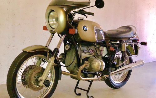 1975 BMW R90S (picture 1 of 8)