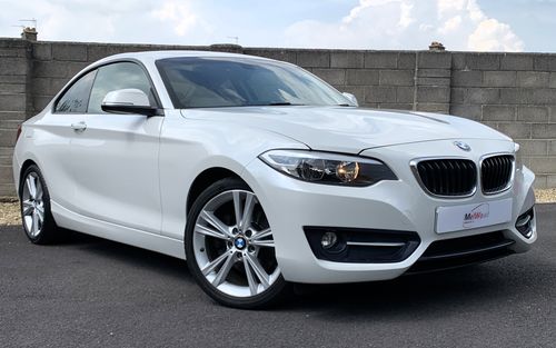 2016 BMW 2 Series F22 220d SPORT with Leather, Media Pack (picture 1 of 30)