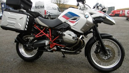 BMW R1200GS. STUNNING must see !/ 10 stamps