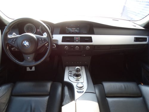 2006 BMW M5 - 5