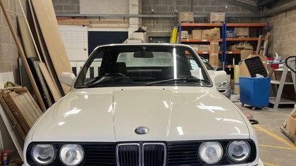 1992 BMW 3 Series E36 (1992-1999) 318i